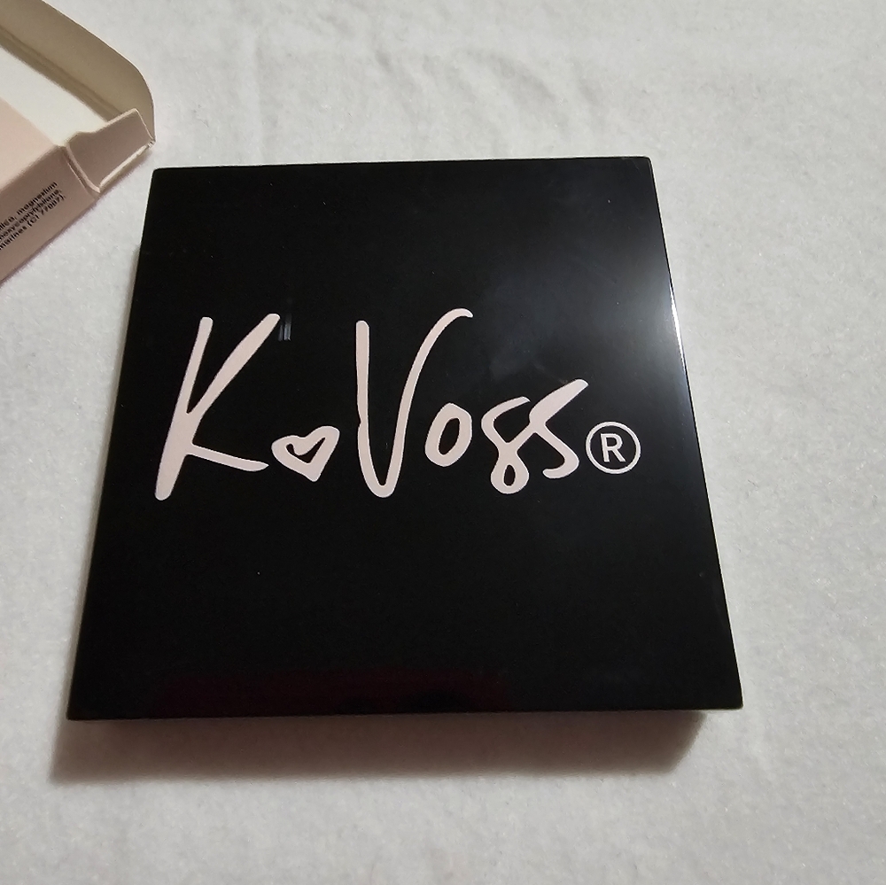Powder Bronzer - Picture 3 of 4